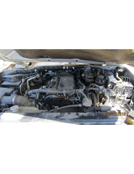 NISSAN NP300 2017%separator% %shop-name%