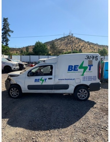 RAM VAN 700 2019%separator% %shop-name%