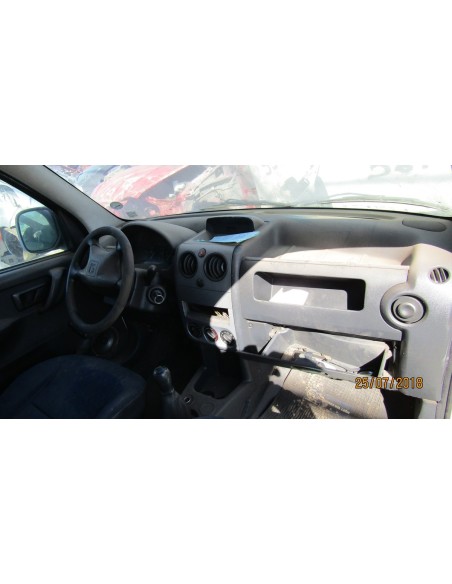 PEUGEOT PARTNER 2010%separator% %shop-name%