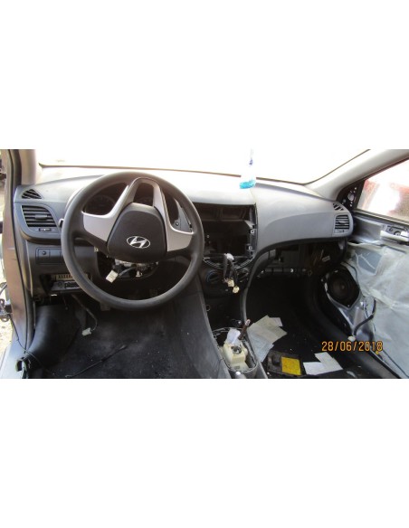 HYUNDAI ACCENT RB 2016%separator% %shop-name%