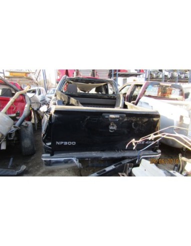 NISSAN NP300 2017%separator% %shop-name%