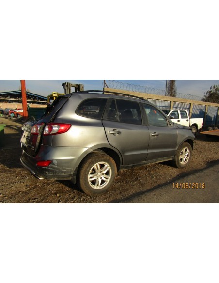 HYUNDAI SANTA FE 2012%separator% %shop-name%