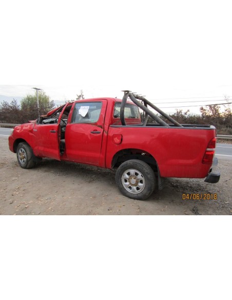 TOYOTA HILUX 2015%separator% %shop-name%