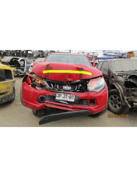 MITSUBISHI L200 PICK UP DOBLE CABINA 2017 4X4 2