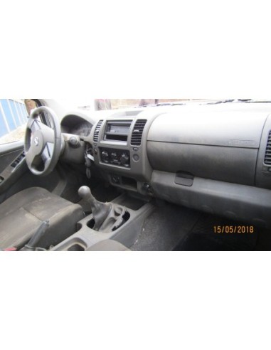 NISSAN NAVARA 2015%separator% %shop-name%