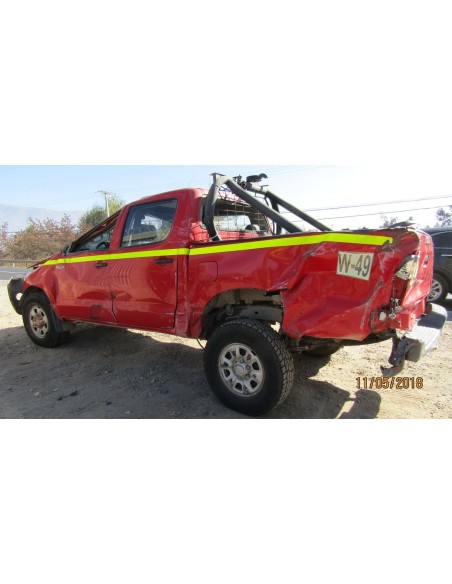 TOYOTA HILUX 2015%separator% %shop-name%