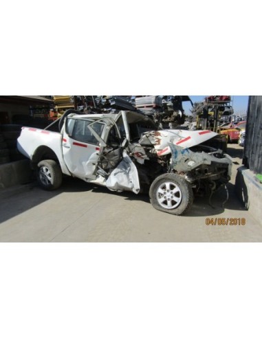 MITSUBISHI L200 PICK UP DOBLE CABINA 2015 4X2 2
