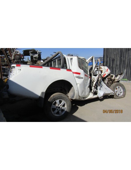 MITSUBISHI L200 2015%separator% %shop-name%