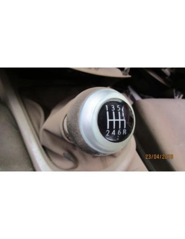 NISSAN NP300 2016%separator% %shop-name%