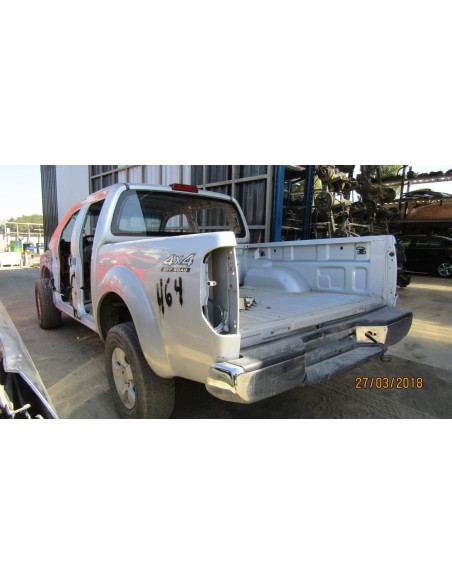 NISSAN NAVARA 2015%separator% %shop-name%