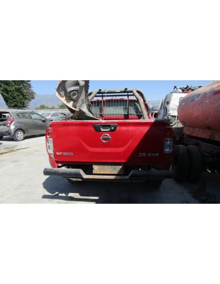 NISSAN NP300 2018%separator% %shop-name%