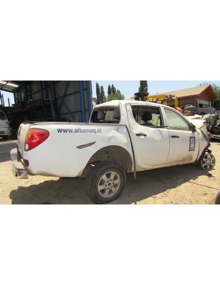 MITSUBISHI L200 2014%separator% %shop-name%