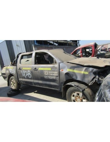 TOYOTA HILUX 2015%separator% %shop-name%