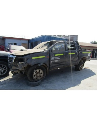 TOYOTA HILUX 2015%separator% %shop-name%