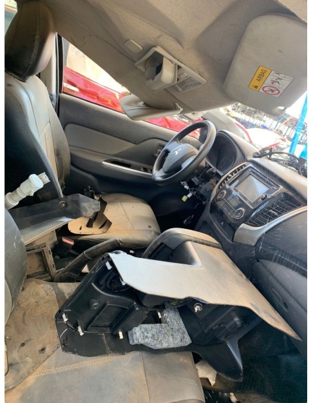 MITSUBISHI L200 2016%separator% %shop-name%