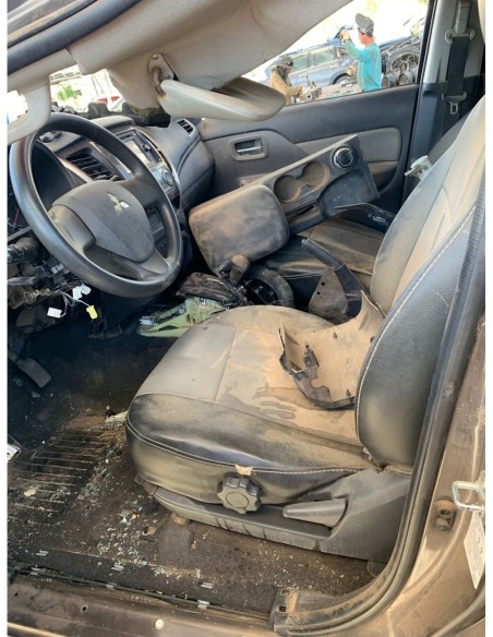 MITSUBISHI L200 2016%separator% %shop-name%