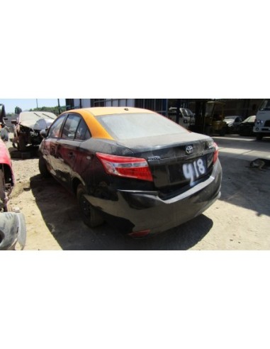 TOYOTA YARIS 2015%separator% %shop-name%