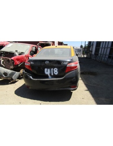 TOYOTA YARIS 2015%separator% %shop-name%