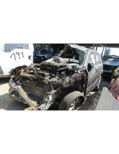 SUZUKI GRAND NOMADE 2016%separator% %shop-name%