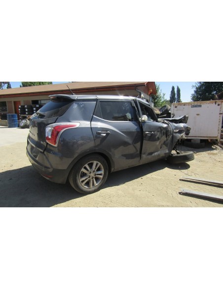 SSANGYONG TIVOLI 2017%separator% %shop-name%