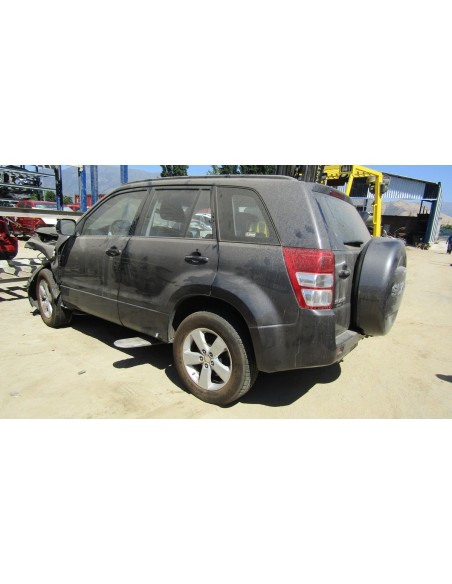 SUZUKI GRAND NOMADE 2011%separator% %shop-name%