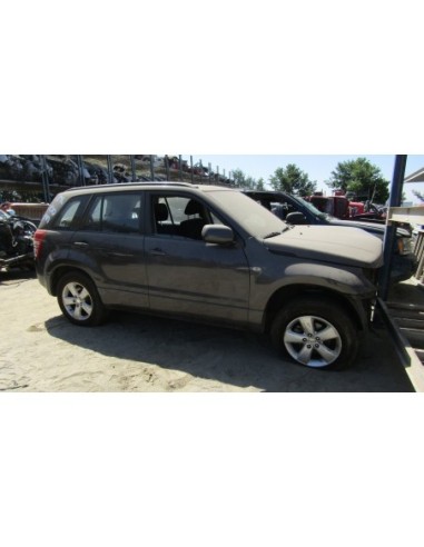 SUZUKI GRAND NOMADE 2011%separator% %shop-name%
