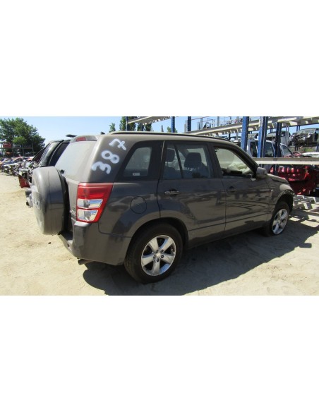 SUZUKI GRAND NOMADE 2011%separator% %shop-name%