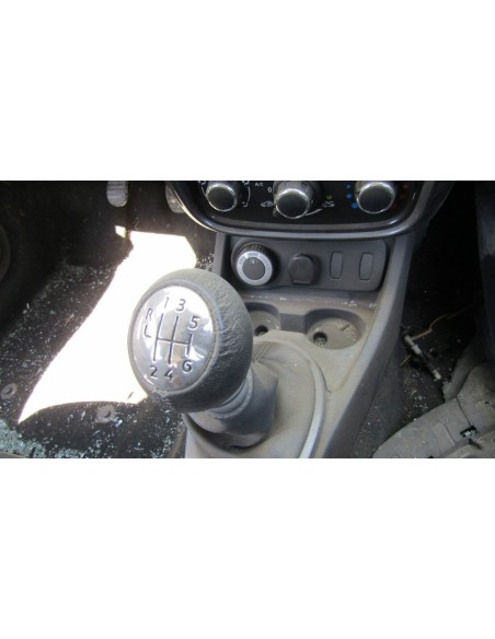 RENAULT DUSTER 2016%separator% %shop-name%