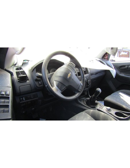 CHEVROLET DMAX 2015%separator% %shop-name%