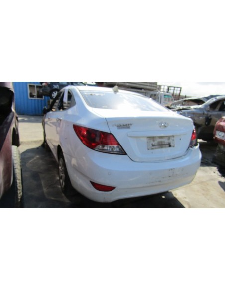 HYUNDAI ACCENT RB 2013%separator% %shop-name%