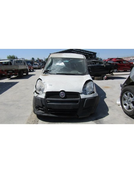 FIAT DOBLO CARGO 2015%separator% %shop-name%