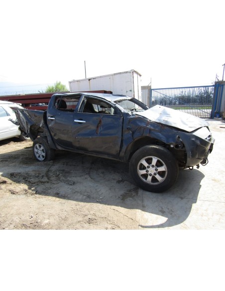 MITSUBISHI L200 PICK UP DOBLE CABINA 2015 4X2 2