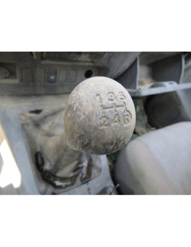 TOYOTA HILUX 2016%separator% %shop-name%