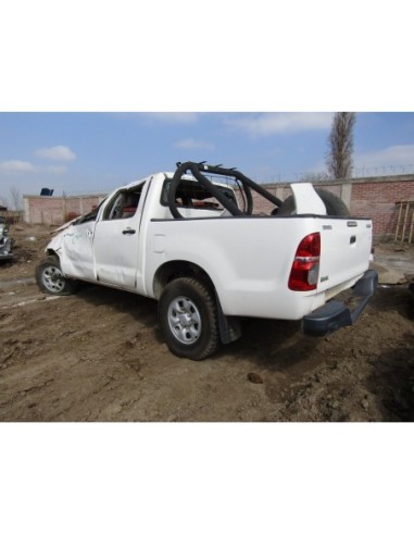 TOYOTA HILUX 2015%separator% %shop-name%