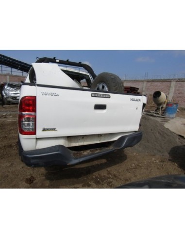 TOYOTA HILUX 2015%separator% %shop-name%