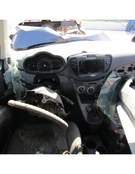 HYUNDAI I10 2014%separator% %shop-name%