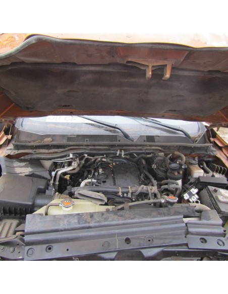 NISSAN NP300 2017%separator% %shop-name%