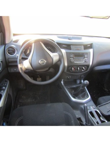 NISSAN NP300 2016%separator% %shop-name%