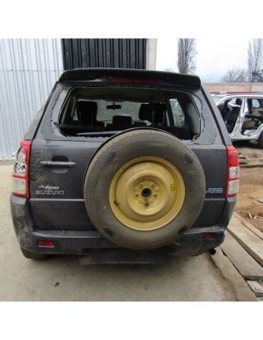 SUZUKI GRAND NOMADE 2015%separator% %shop-name%