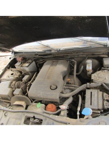 SUZUKI GRAND NOMADE 2015%separator% %shop-name%