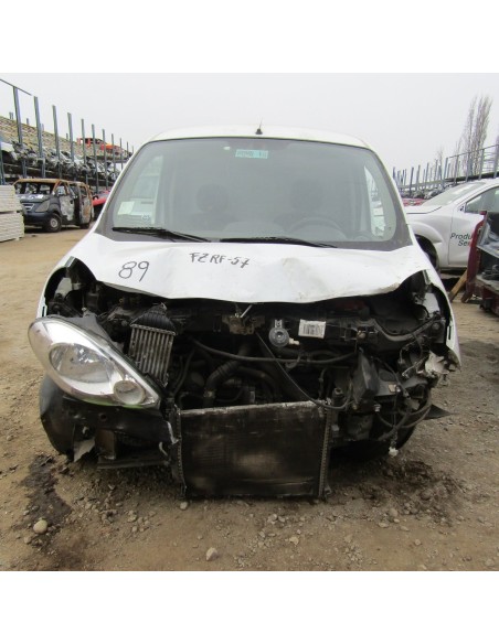 RENAULT KANGOO 2014%separator% %shop-name%