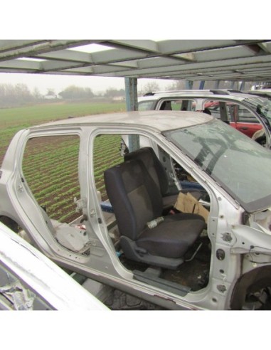 SUZUKI SWIFT 2010%separator% %shop-name%