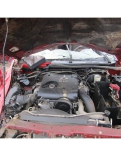 MITSUBISHI L200 PICK UP DOBLE CABINA 2015 4X4 2