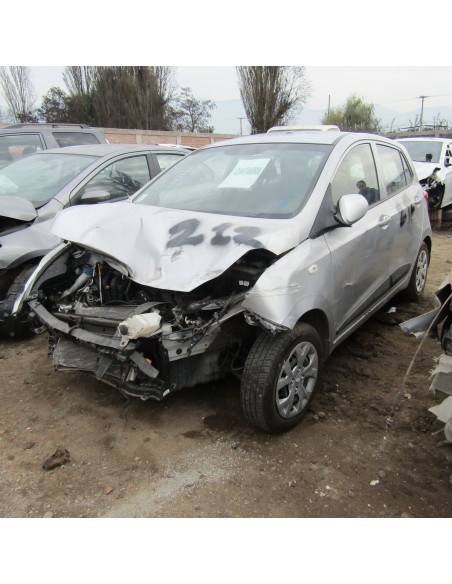 HYUNDAI GRAND I10 2015%separator% %shop-name%