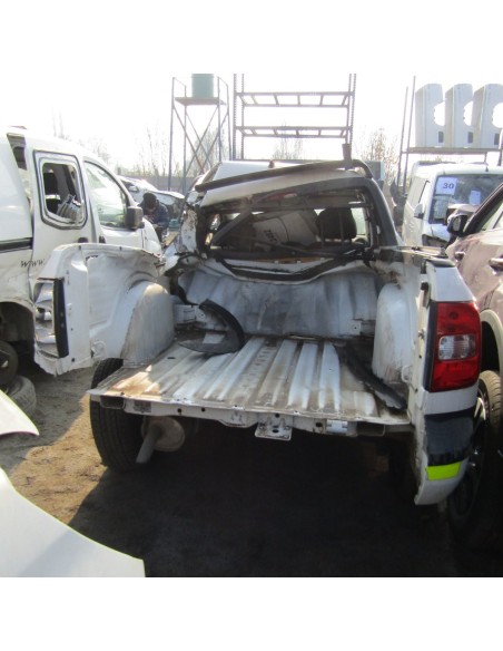 VOLKSWAGEN SAVEIRO 2016%separator% %shop-name%