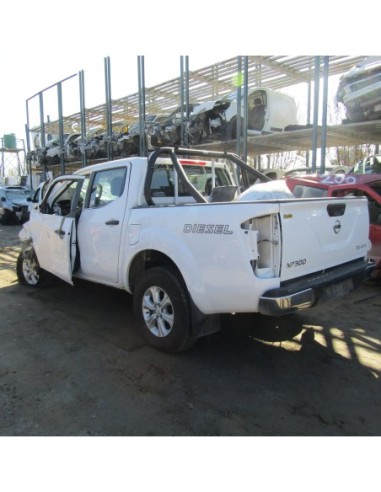NISSAN NP300 2017%separator% %shop-name%
