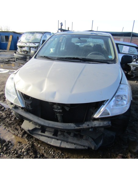 NISSAN TIIDA 2011%separator% %shop-name%