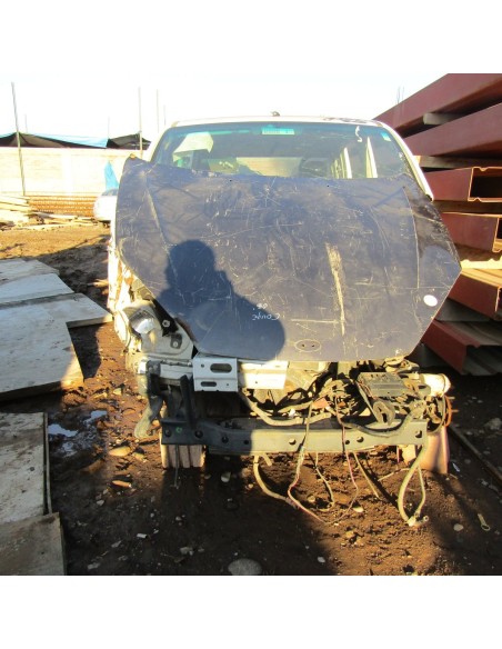 MAHINDRA GENIO 2013%separator% %shop-name%