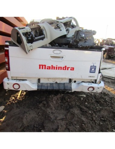 MAHINDRA GENIO 2013%separator% %shop-name%