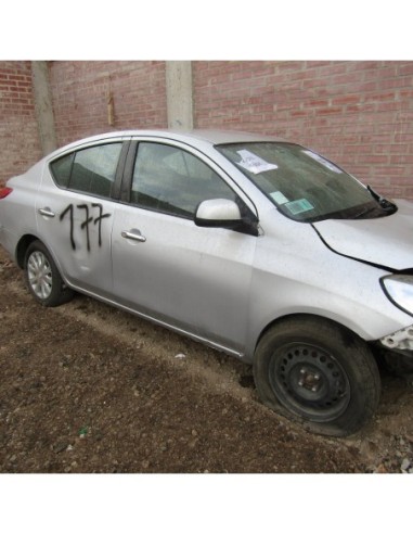 NISSAN VERSA 2014%separator% %shop-name%